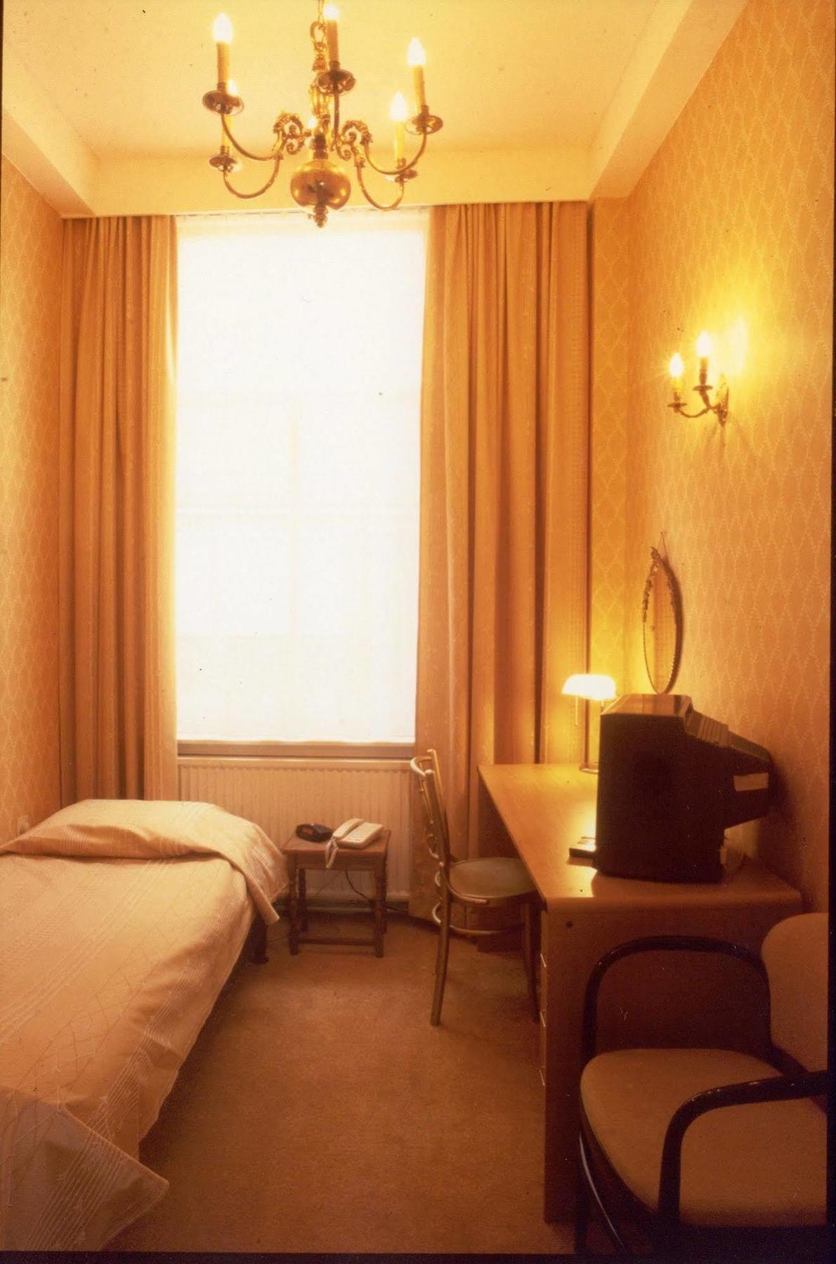 City Hotel Nieuw Minerva เลเดน ภายนอก รูปภาพ